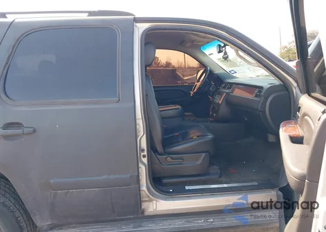 2007 Chevrolet Tahoe Lt z USA, uszkodzony, nr VIN 1GNFC13087R421805